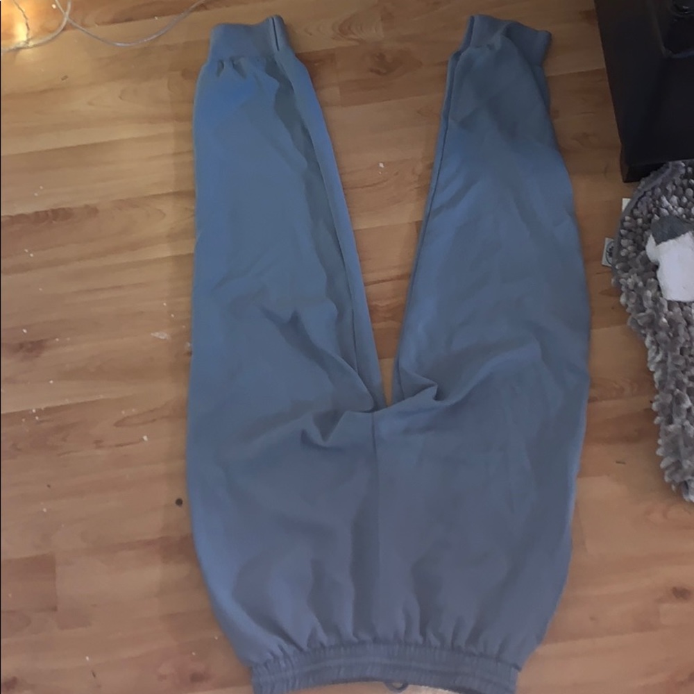 Sweatpants - Picture 3 of 5